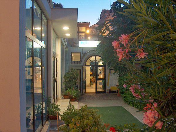 Hotel Piccolo Paradiso Di Rodi Garganico Ngoại thất bức ảnh