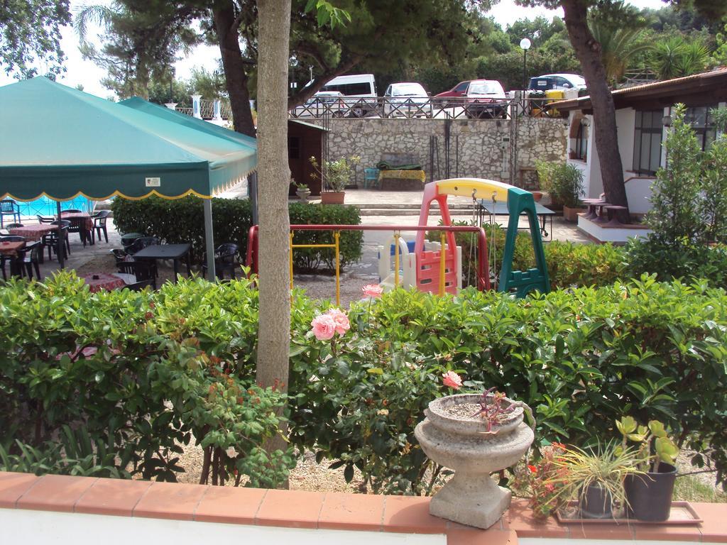 Hotel Piccolo Paradiso Di Rodi Garganico Ngoại thất bức ảnh