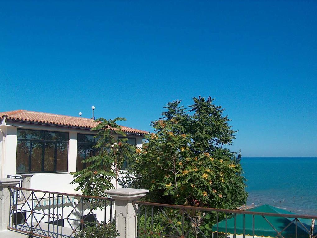 Hotel Piccolo Paradiso Di Rodi Garganico Ngoại thất bức ảnh