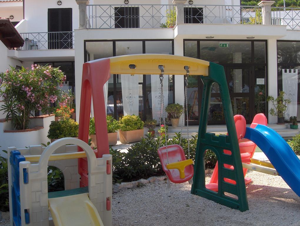 Hotel Piccolo Paradiso Di Rodi Garganico Ngoại thất bức ảnh