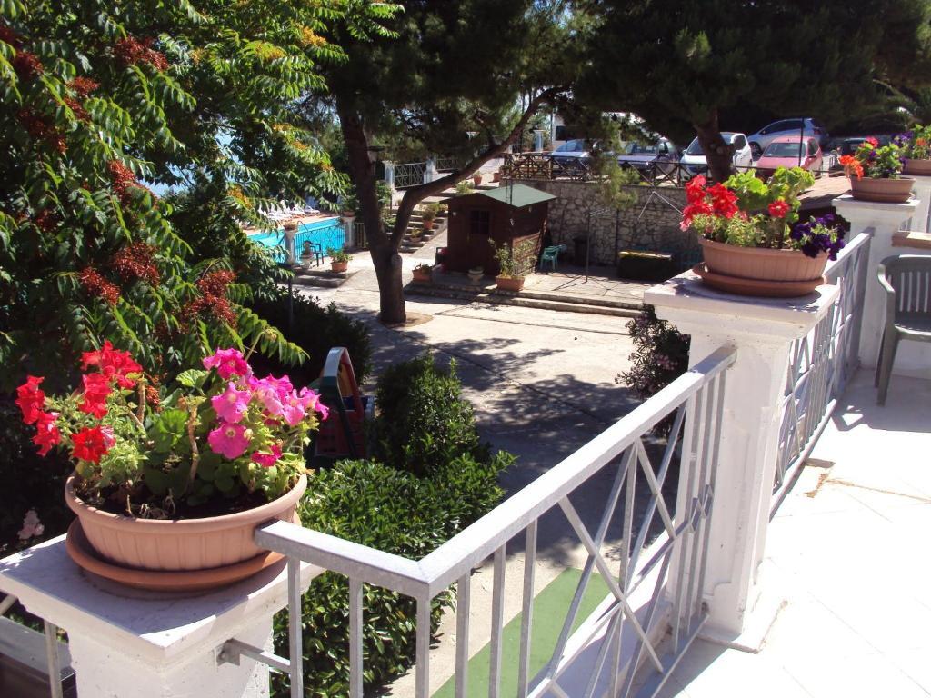 Hotel Piccolo Paradiso Di Rodi Garganico Ngoại thất bức ảnh